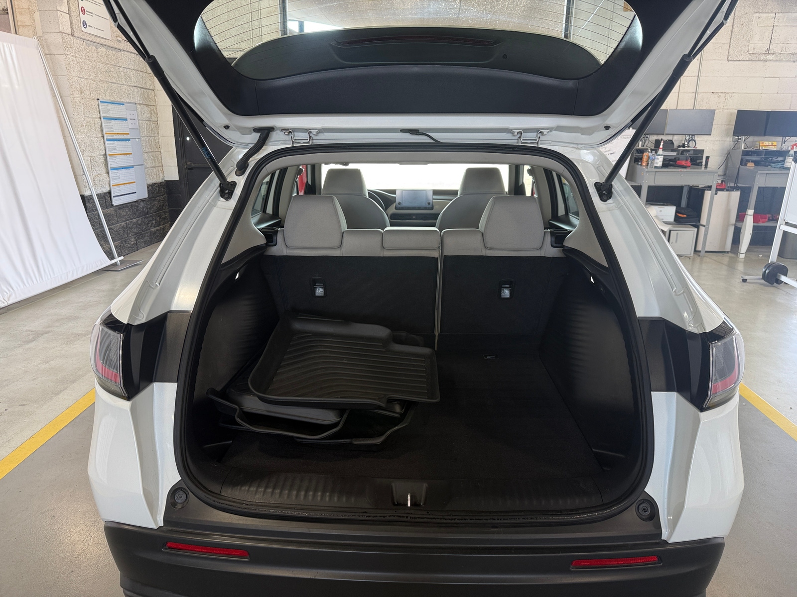 Thumbnail: 2023 Honda HR-V - 7