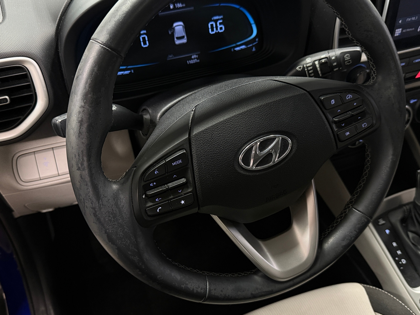 Thumbnail: 2023 Hyundai Venue - 5