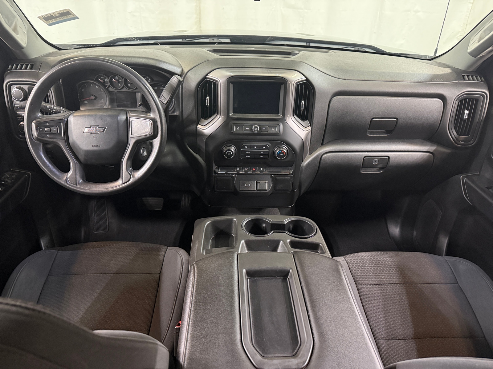 Thumbnail: 2019 Chevrolet Silverado 1500 - 3