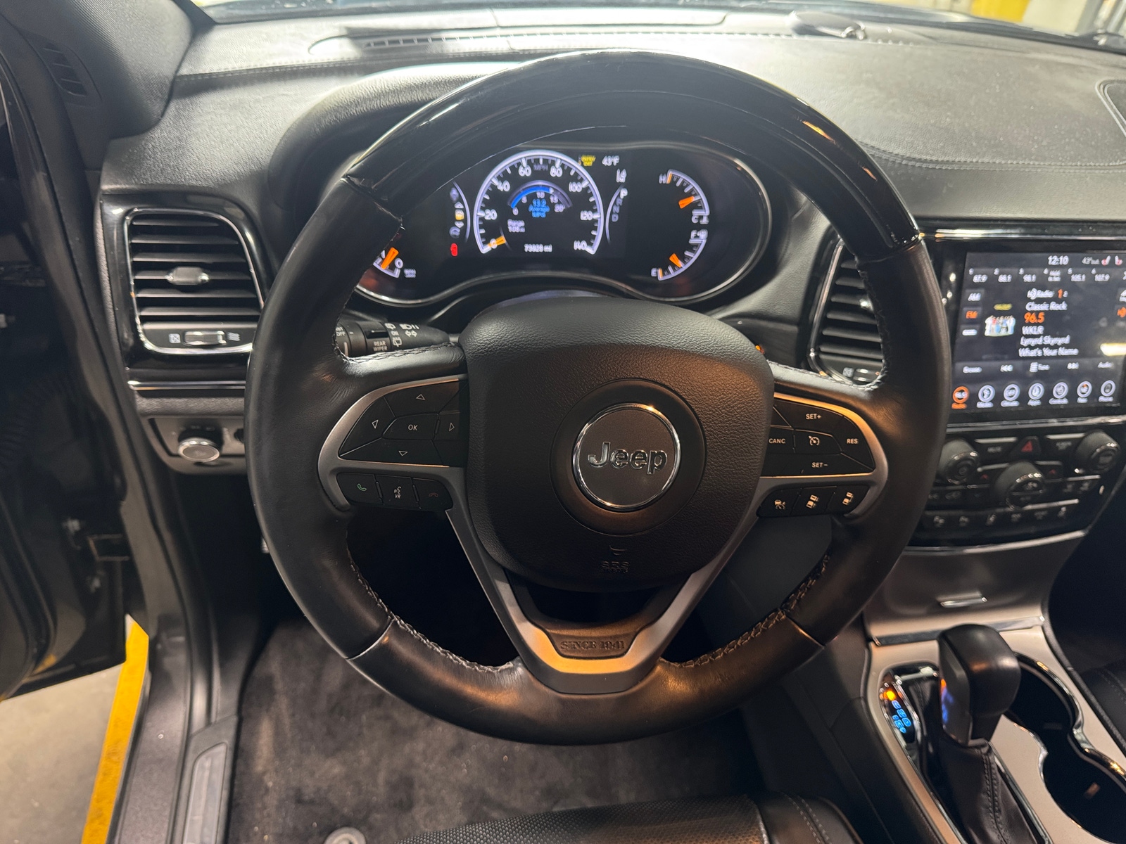 Thumbnail: 2019 Jeep Grand Cherokee - 4