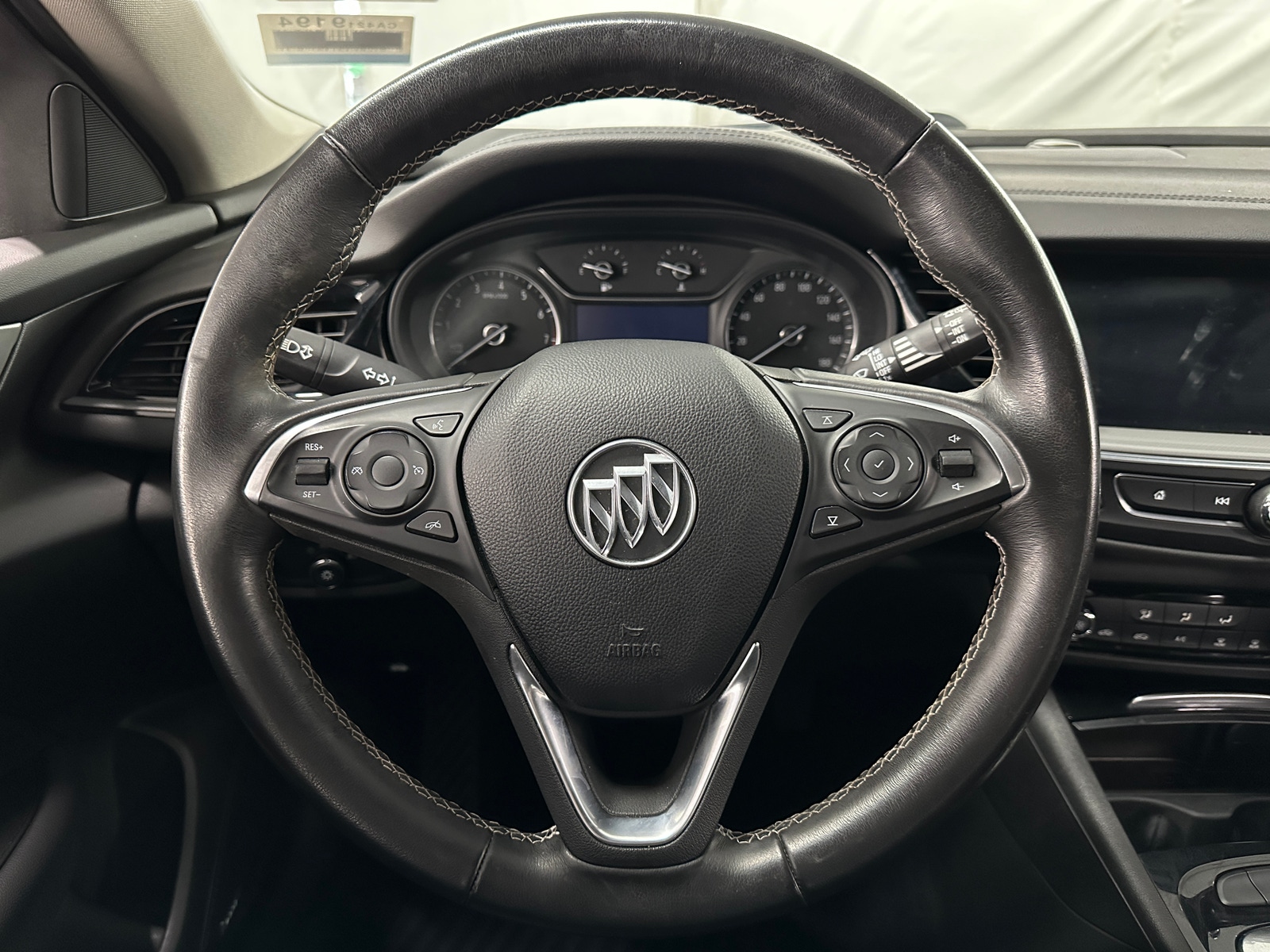 Thumbnail: 2018 Buick Regal - 5