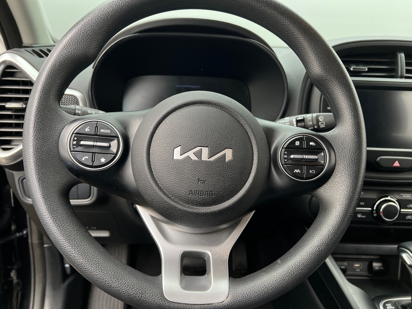 Thumbnail: 2024 Kia Soul - 5