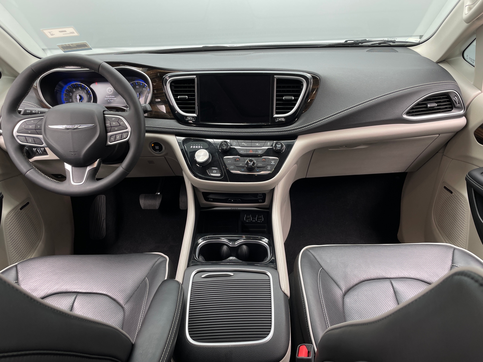 Thumbnail: 2023 Chrysler Pacifica - 2