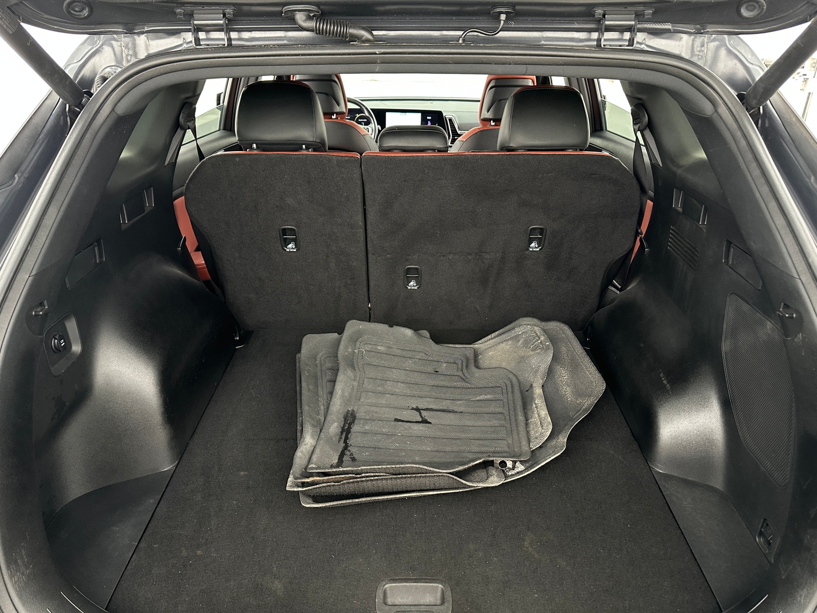 Thumbnail: 2024 Kia Sportage - 6