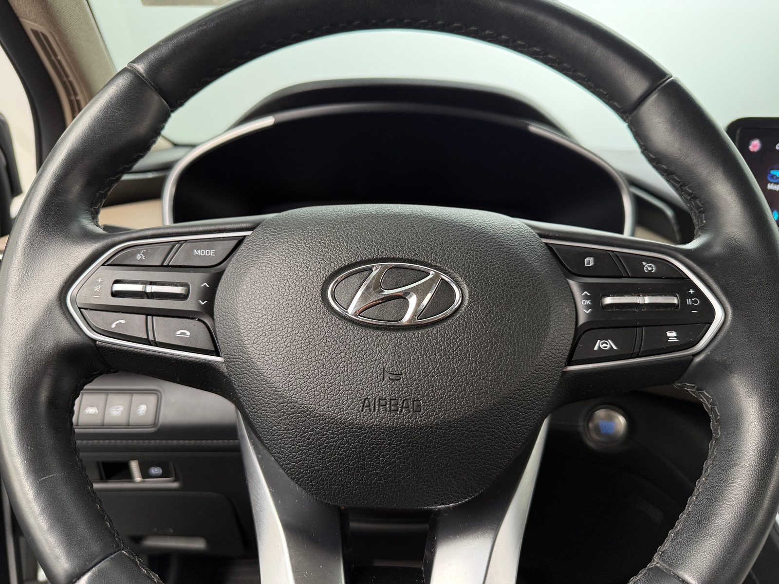 Thumbnail: 2021 Hyundai Santa Fe - 4