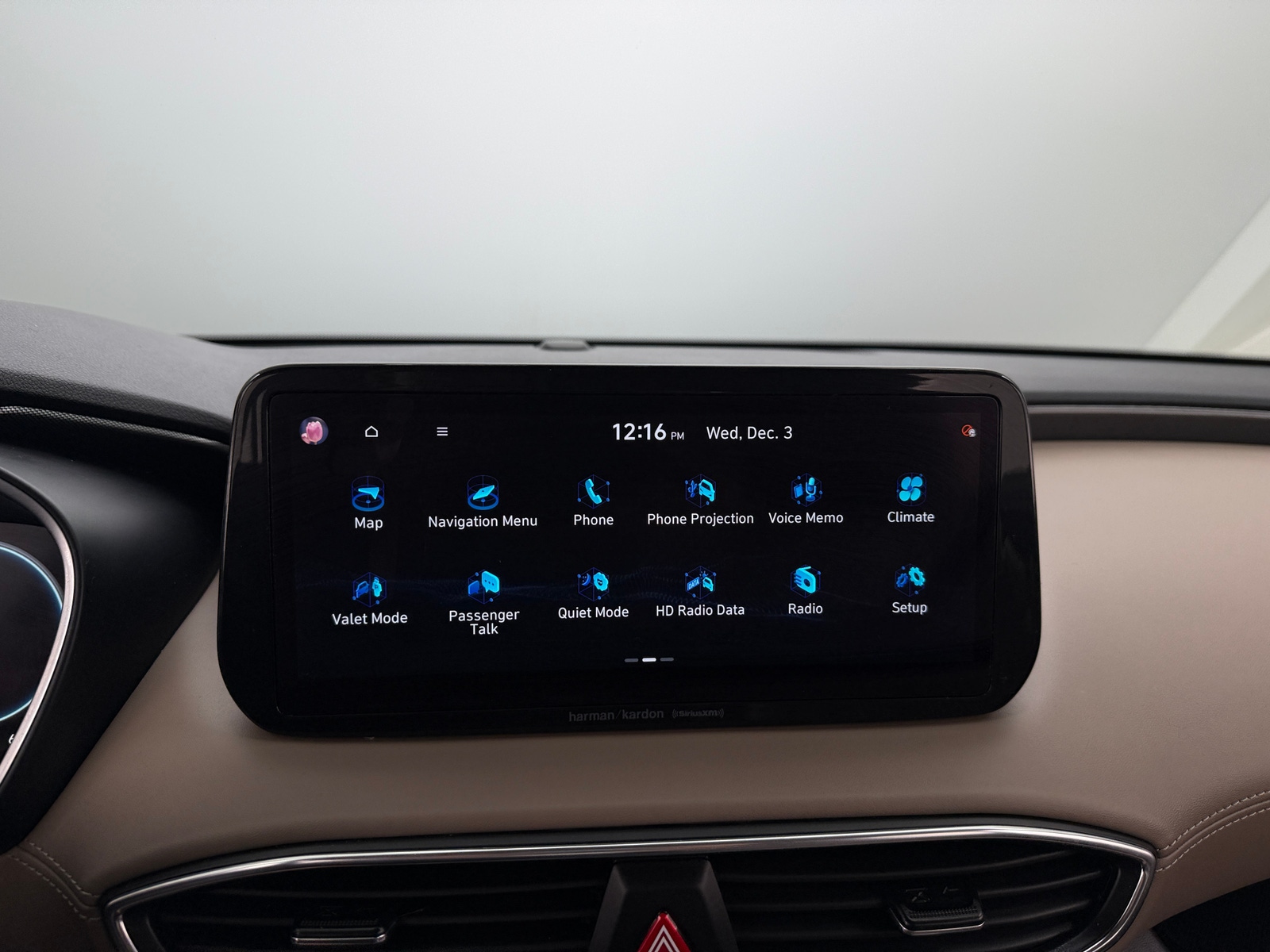 Thumbnail: 2021 Hyundai Santa Fe - 3