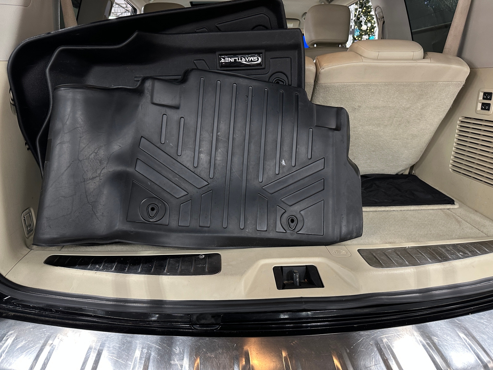 Thumbnail: 2015 INFINITI QX80 - 6