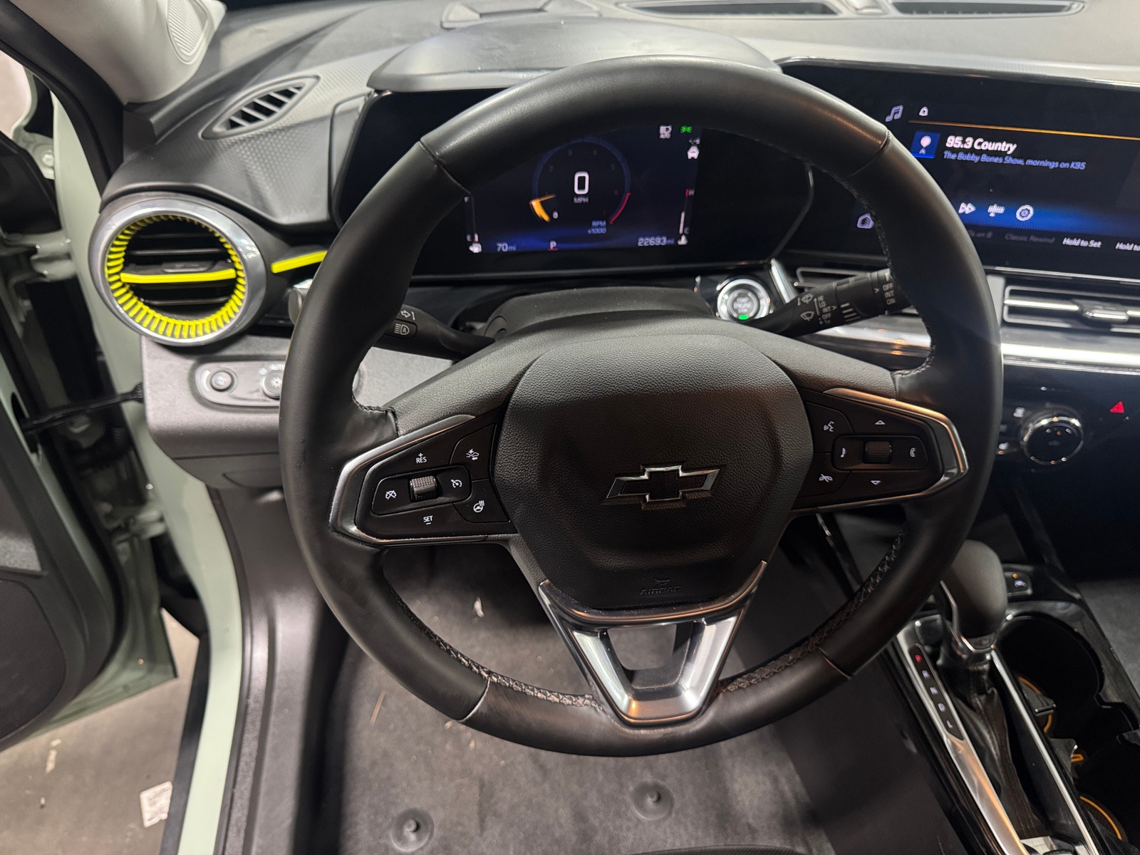 Thumbnail: 2025 Chevrolet Trax - 4