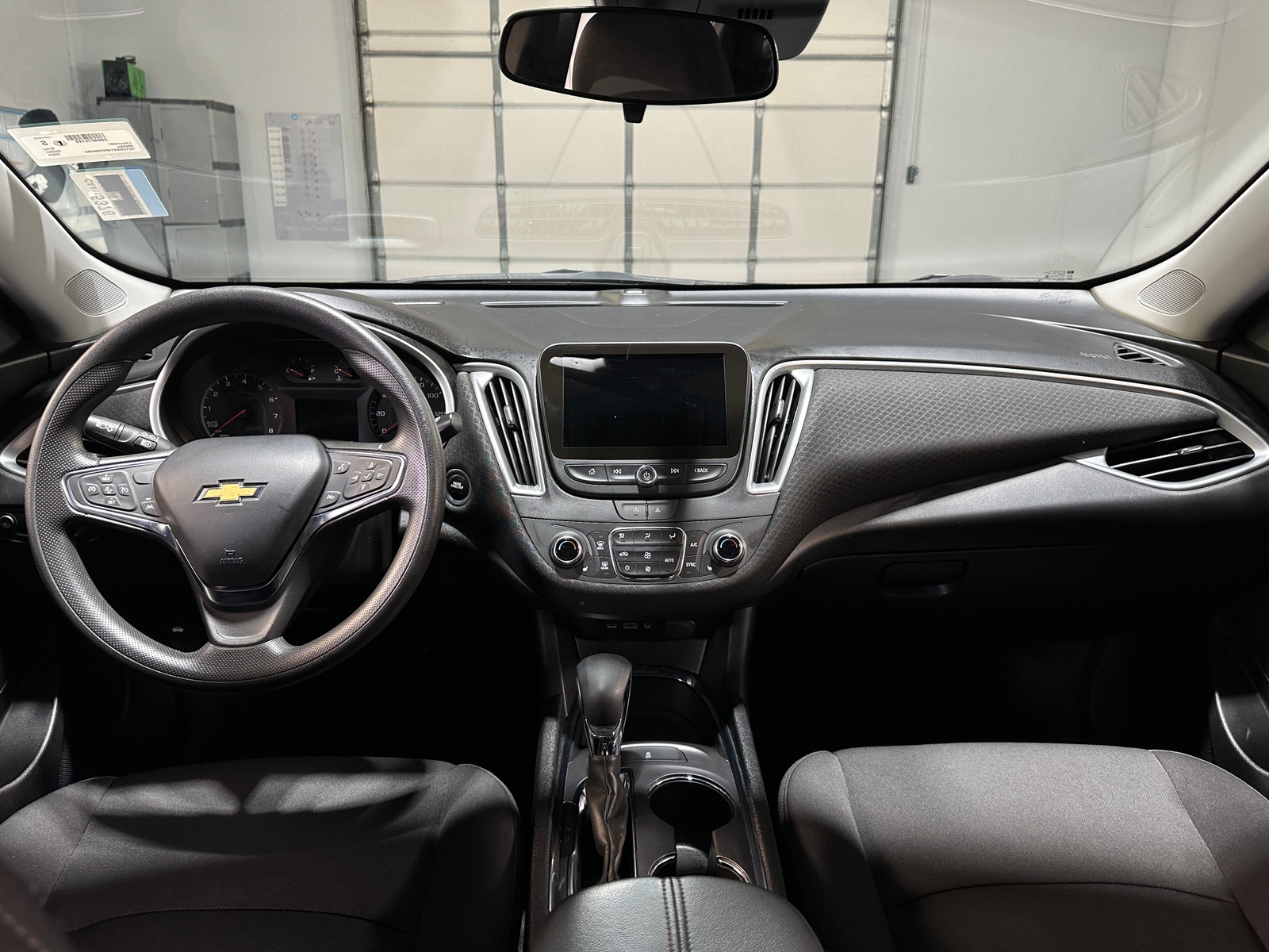 Thumbnail: 2023 Chevrolet Malibu - 3