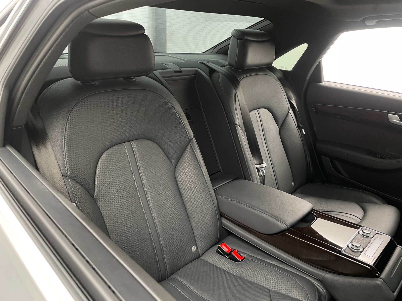 Thumbnail: 2015 Audi A8 - 5