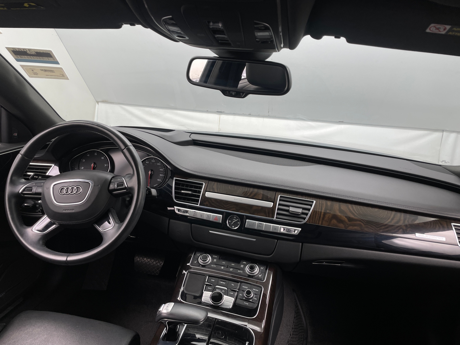 Thumbnail: 2015 Audi A8 - 2