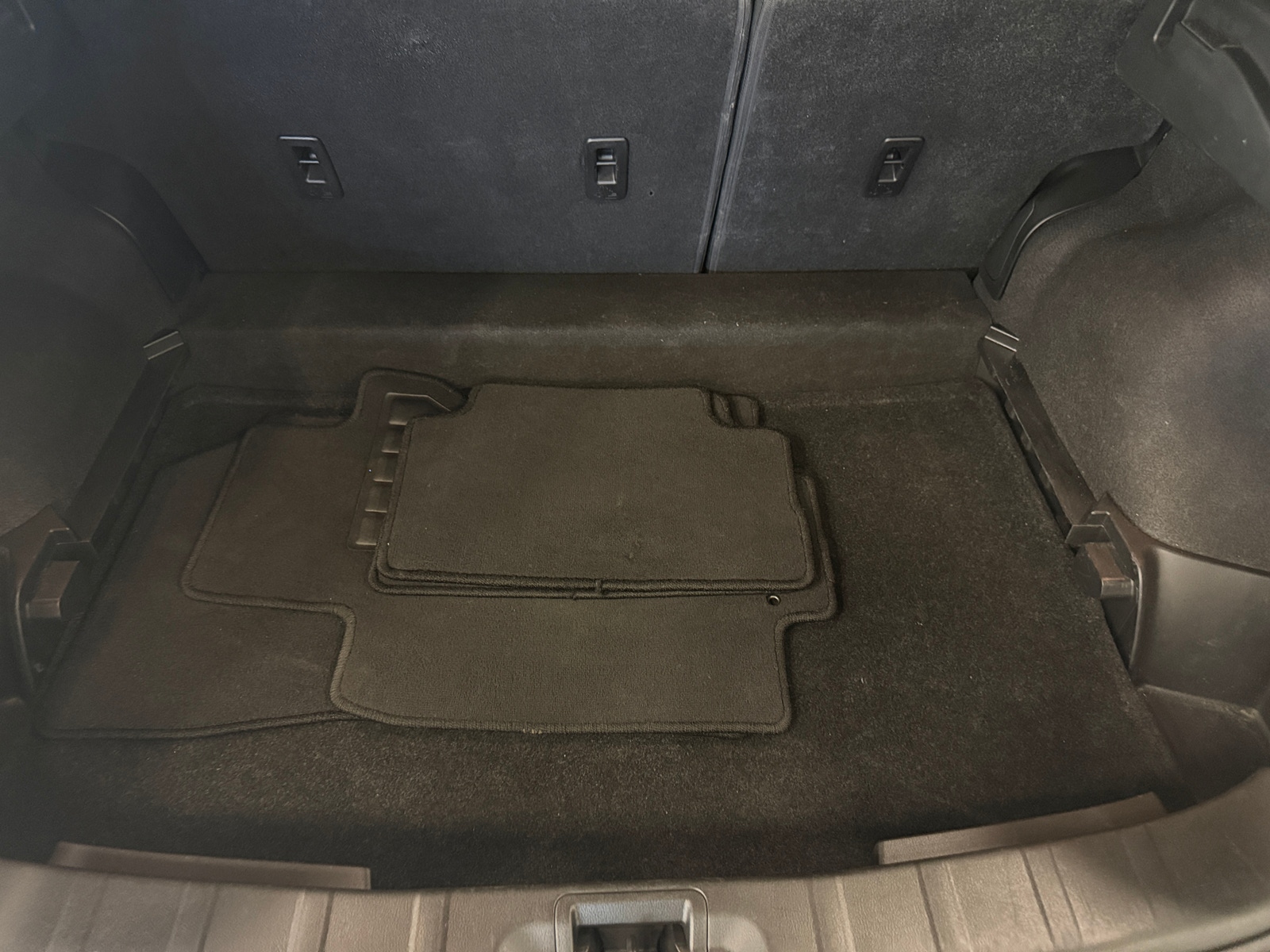 Thumbnail: 2021 Nissan Rogue Sport - 7