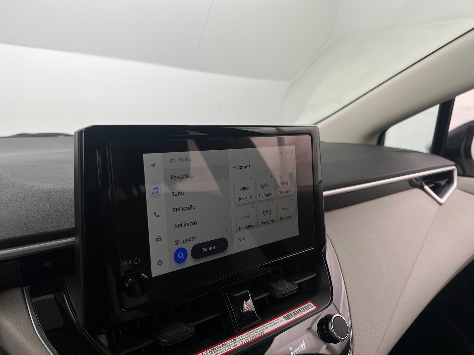 Thumbnail: 2025 Toyota Corolla - 4