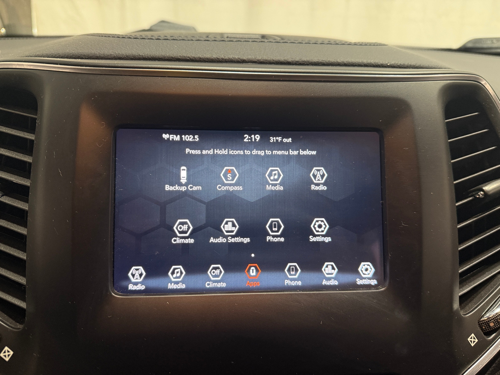 Thumbnail: 2020 Jeep Cherokee - 4