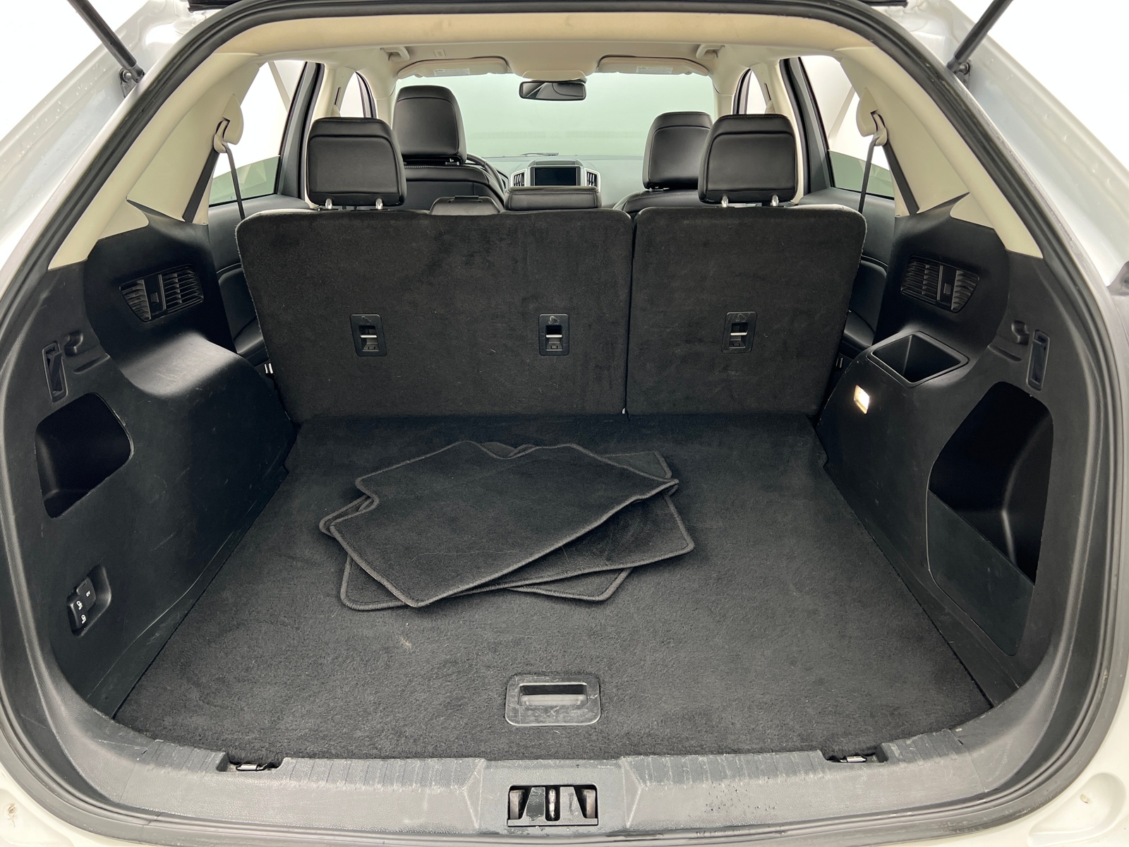 Thumbnail: 2024 Ford Edge - 6