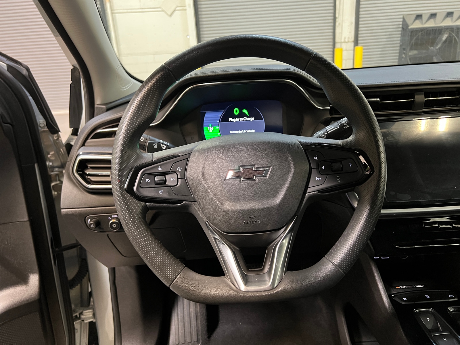 Thumbnail: 2023 Chevrolet Bolt EUV - 5