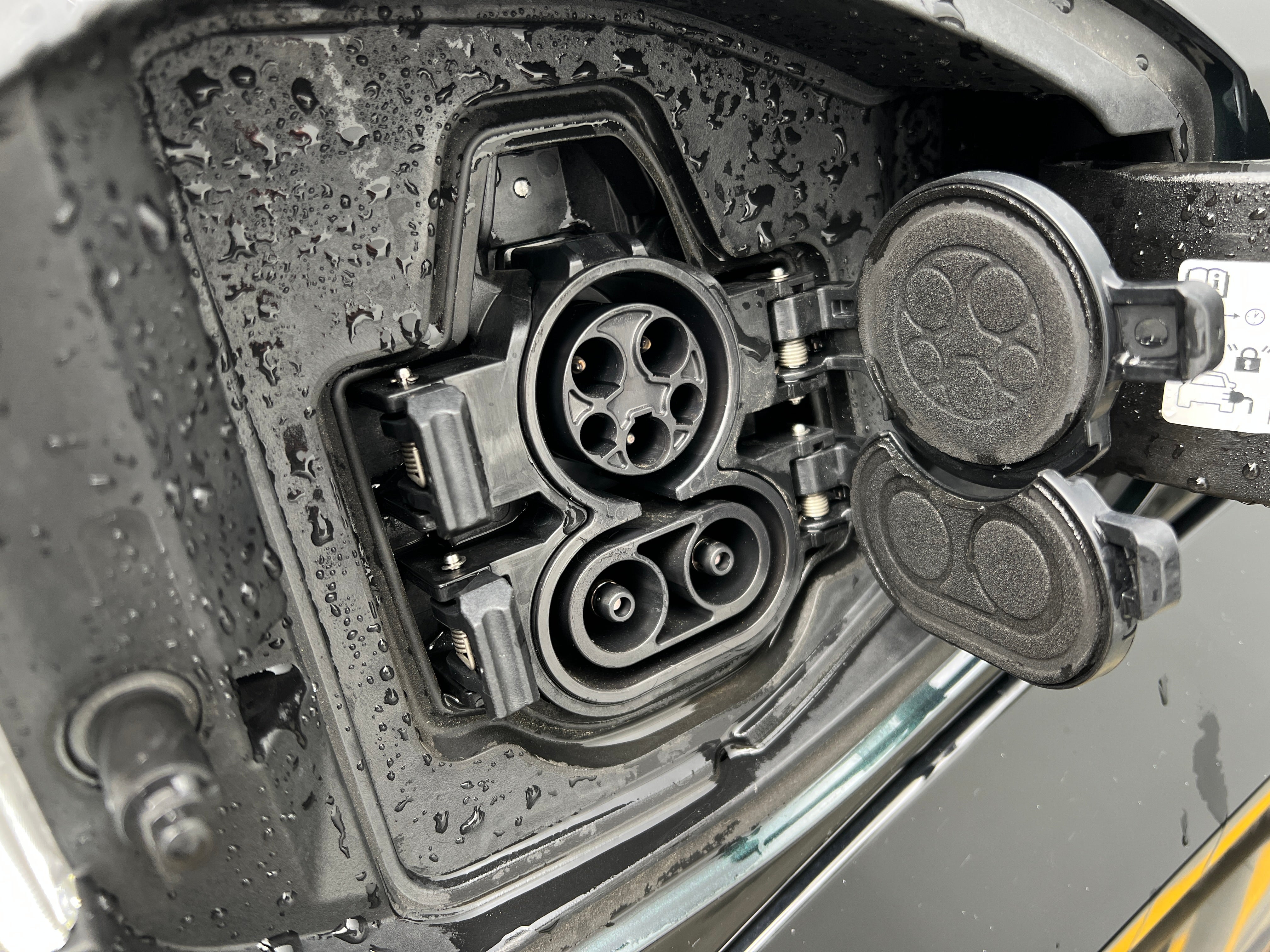 Used 2024 Nissan ARIYA Evolve+ with VIN JN1BF0BA4RM430748 for sale in Oak Creek, WI