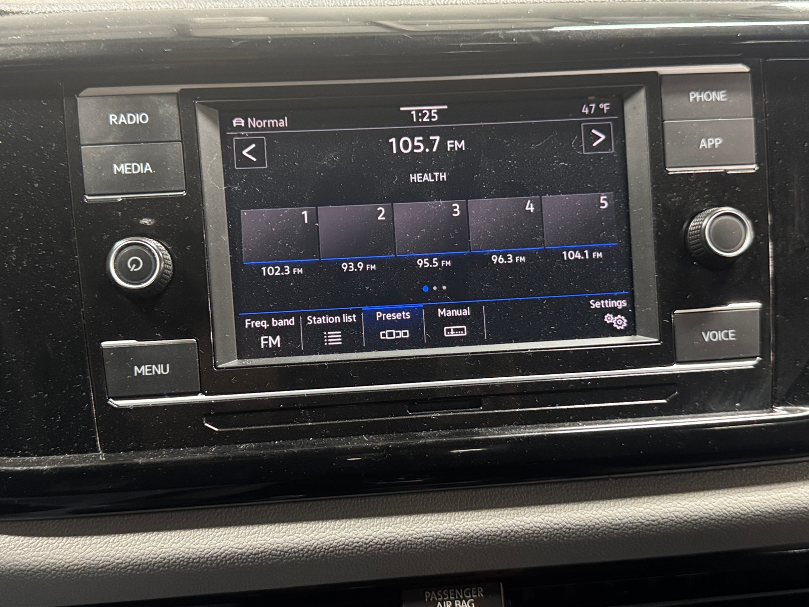 Thumbnail: 2024 Volkswagen Taos - 4