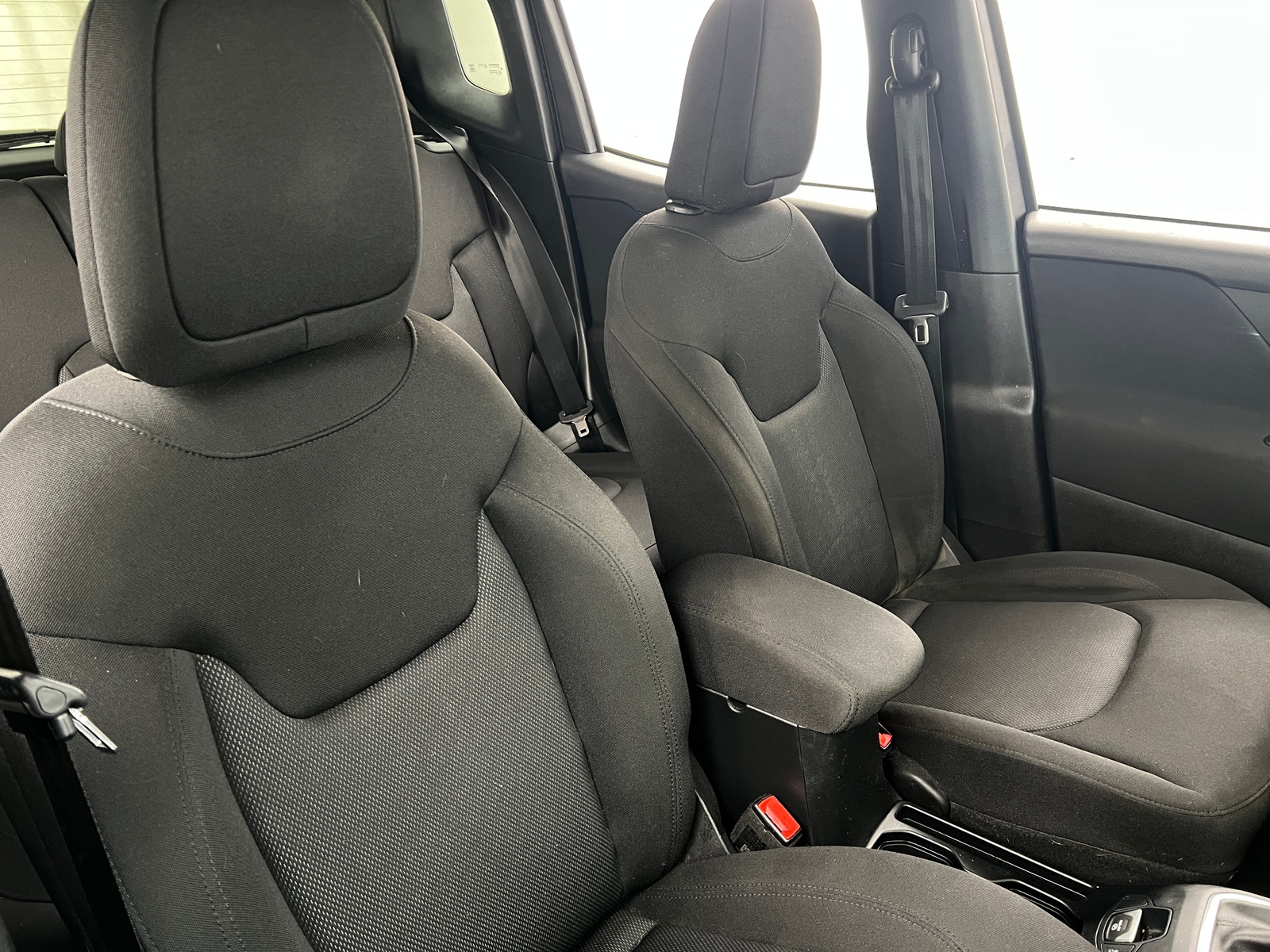 Thumbnail: 2019 Jeep Renegade - 2