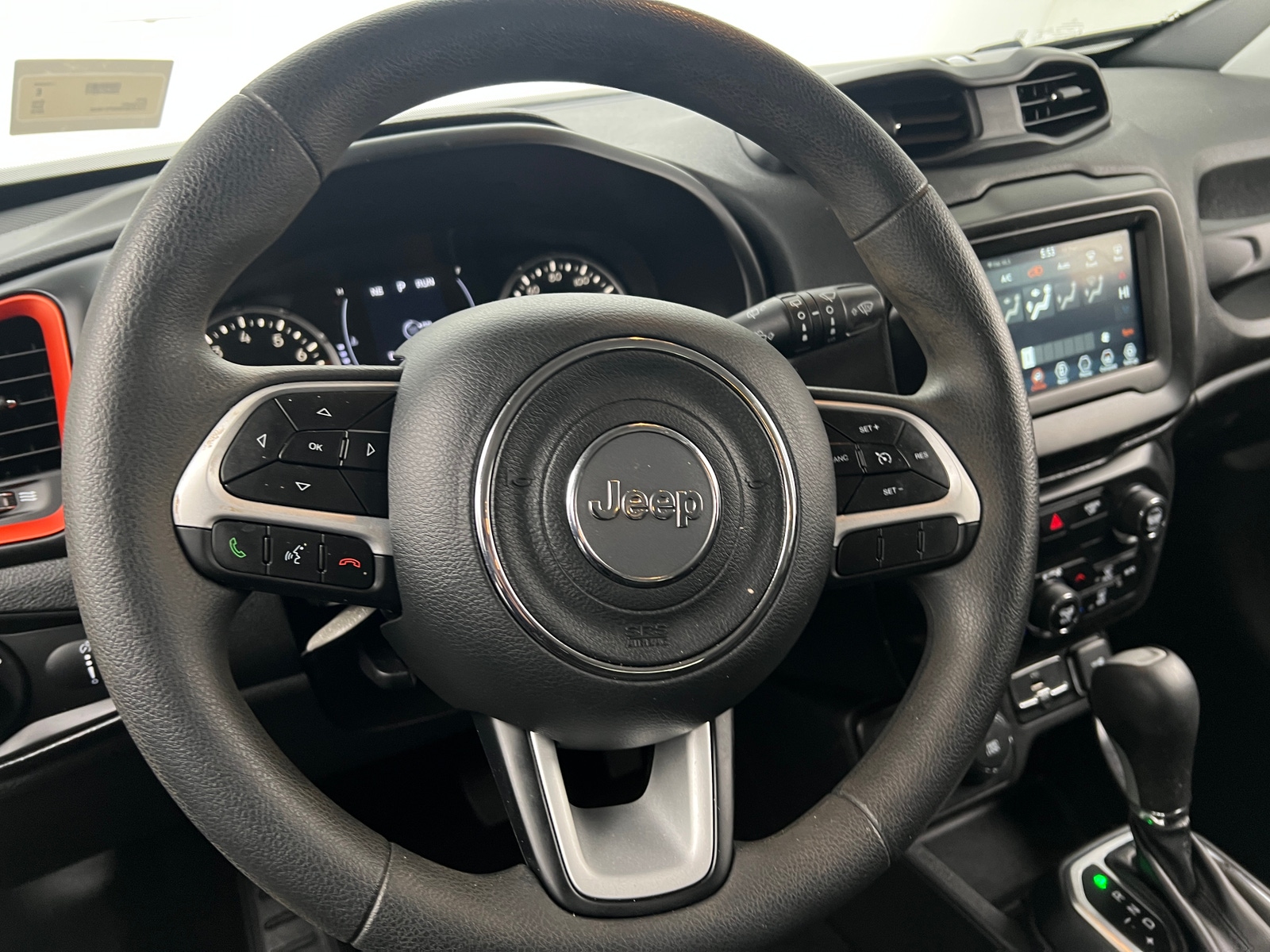 Thumbnail: 2019 Jeep Renegade - 5