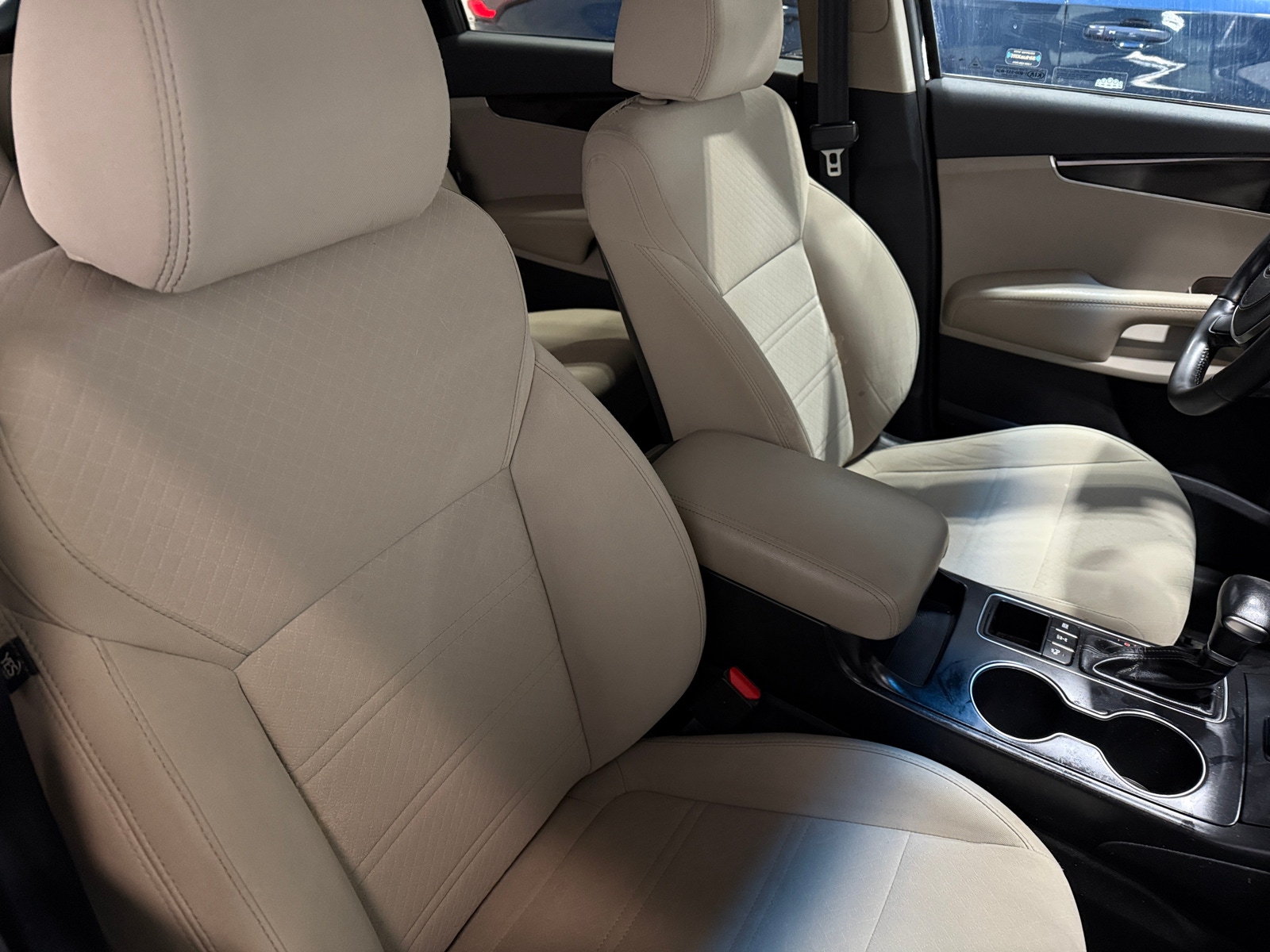 Thumbnail: 2019 Kia Sorento - 2