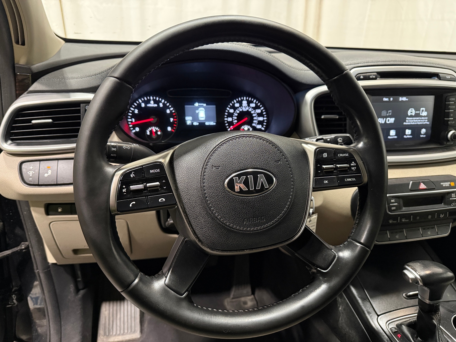 Thumbnail: 2019 Kia Sorento - 5