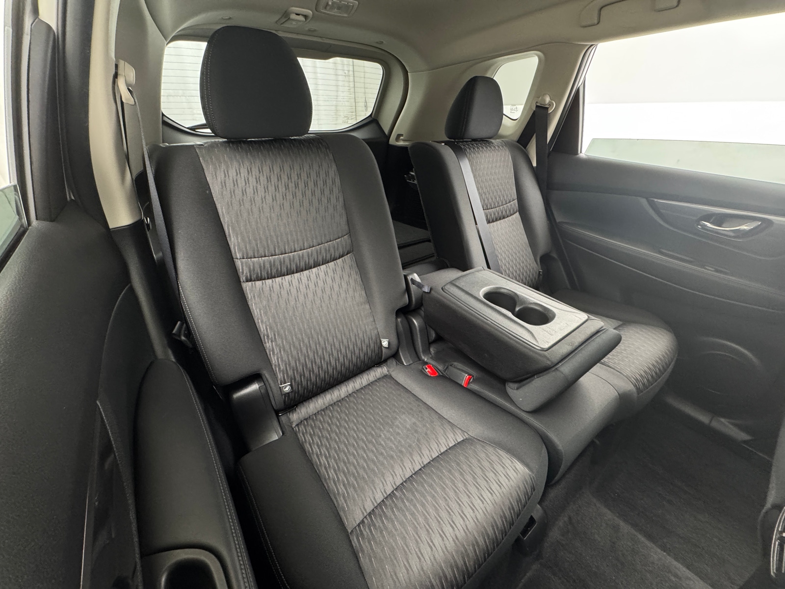 Thumbnail: 2019 Nissan Rogue - 6