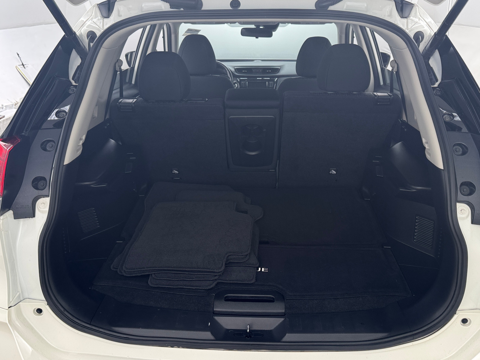 Thumbnail: 2019 Nissan Rogue - 7