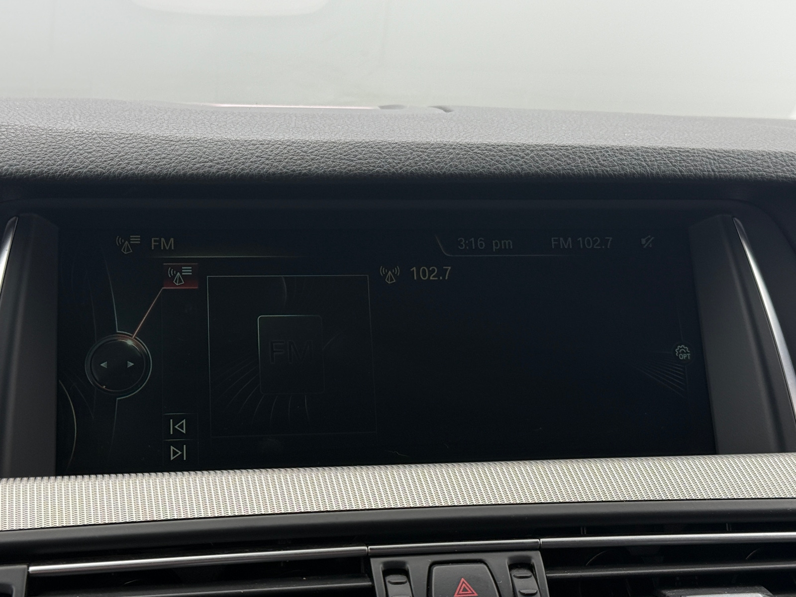 Thumbnail: 2014 BMW M5 - 3