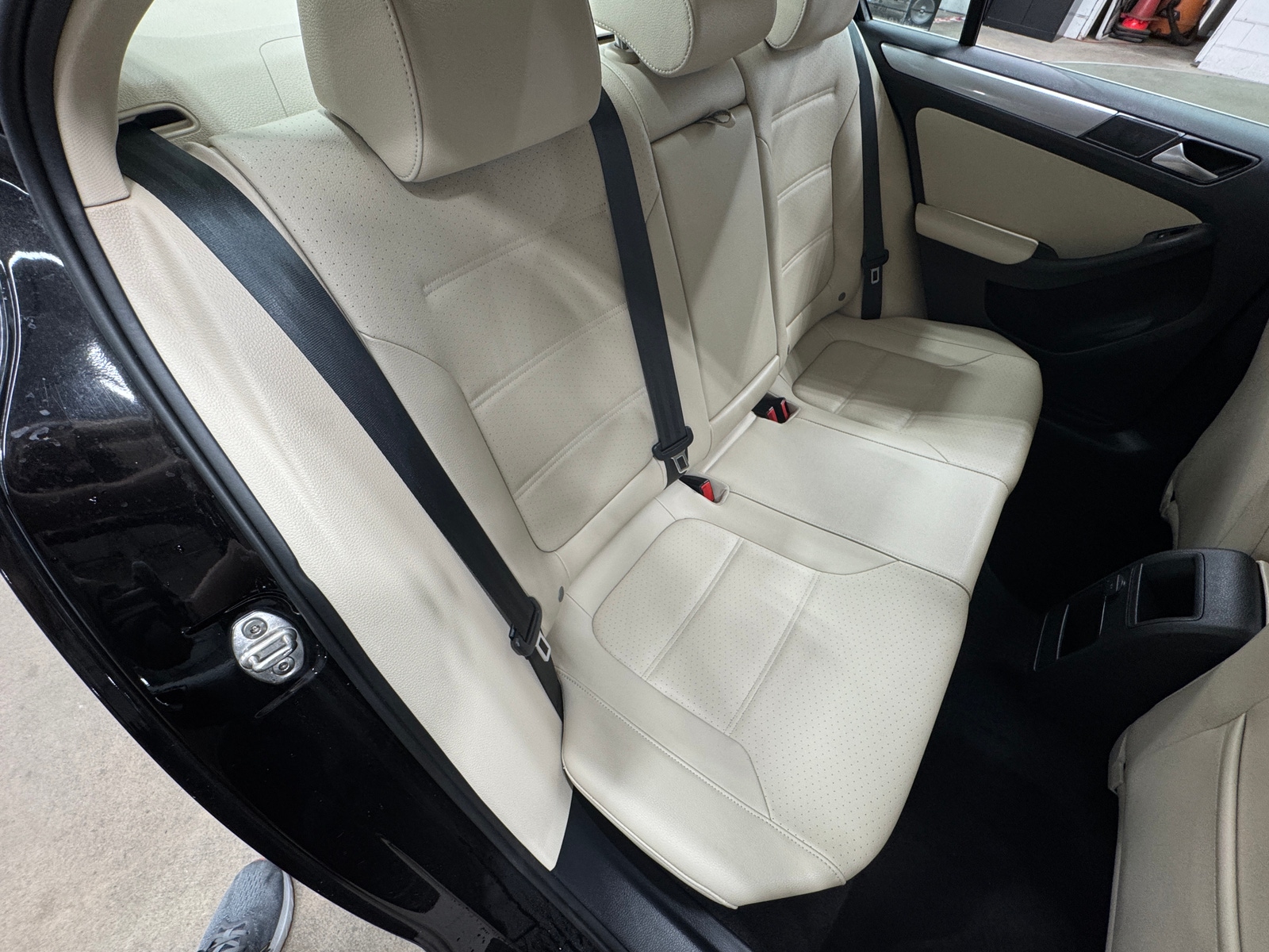 Thumbnail: 2017 Volkswagen Jetta - 5