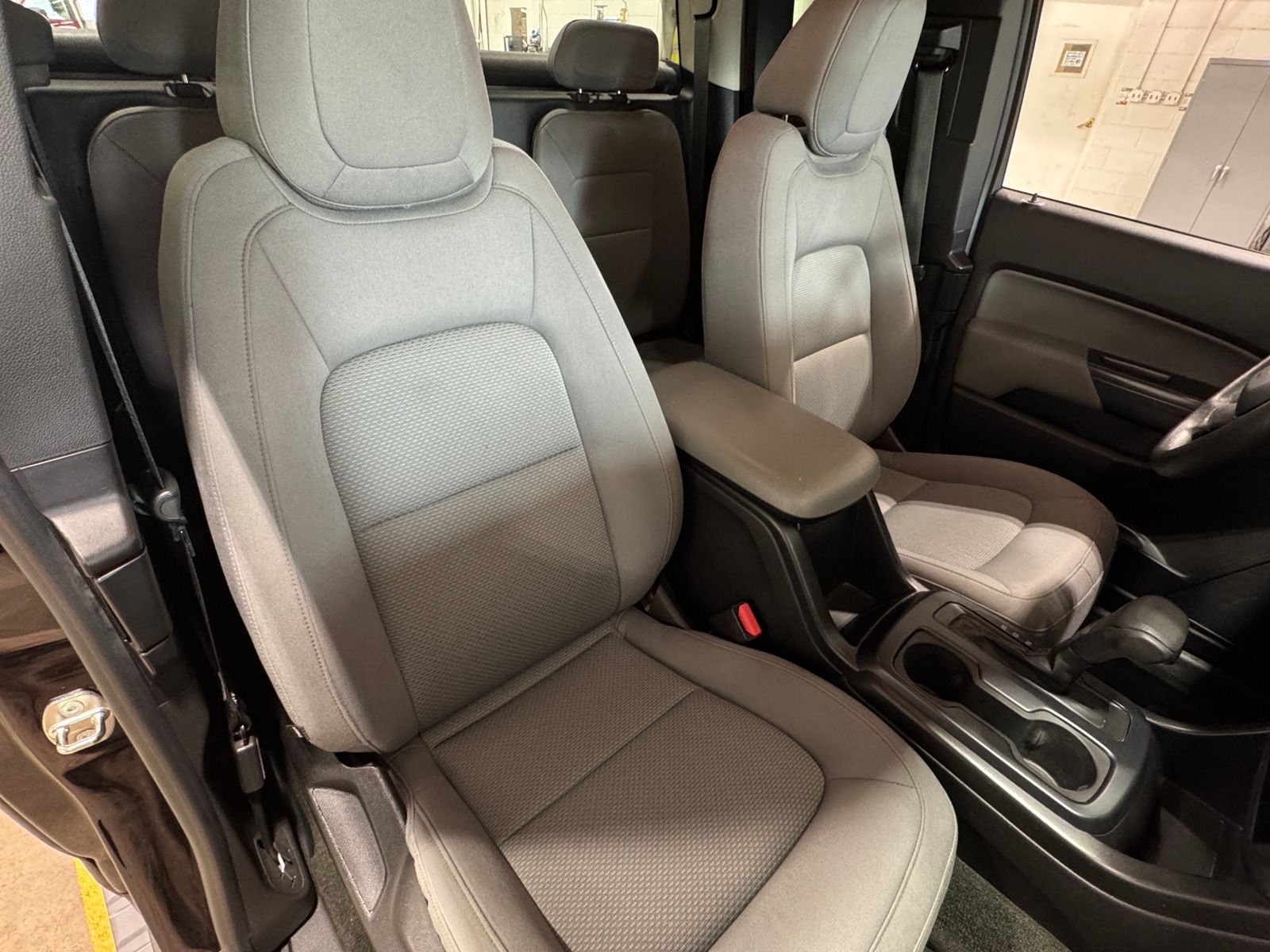 Thumbnail: 2016 GMC Canyon - 2