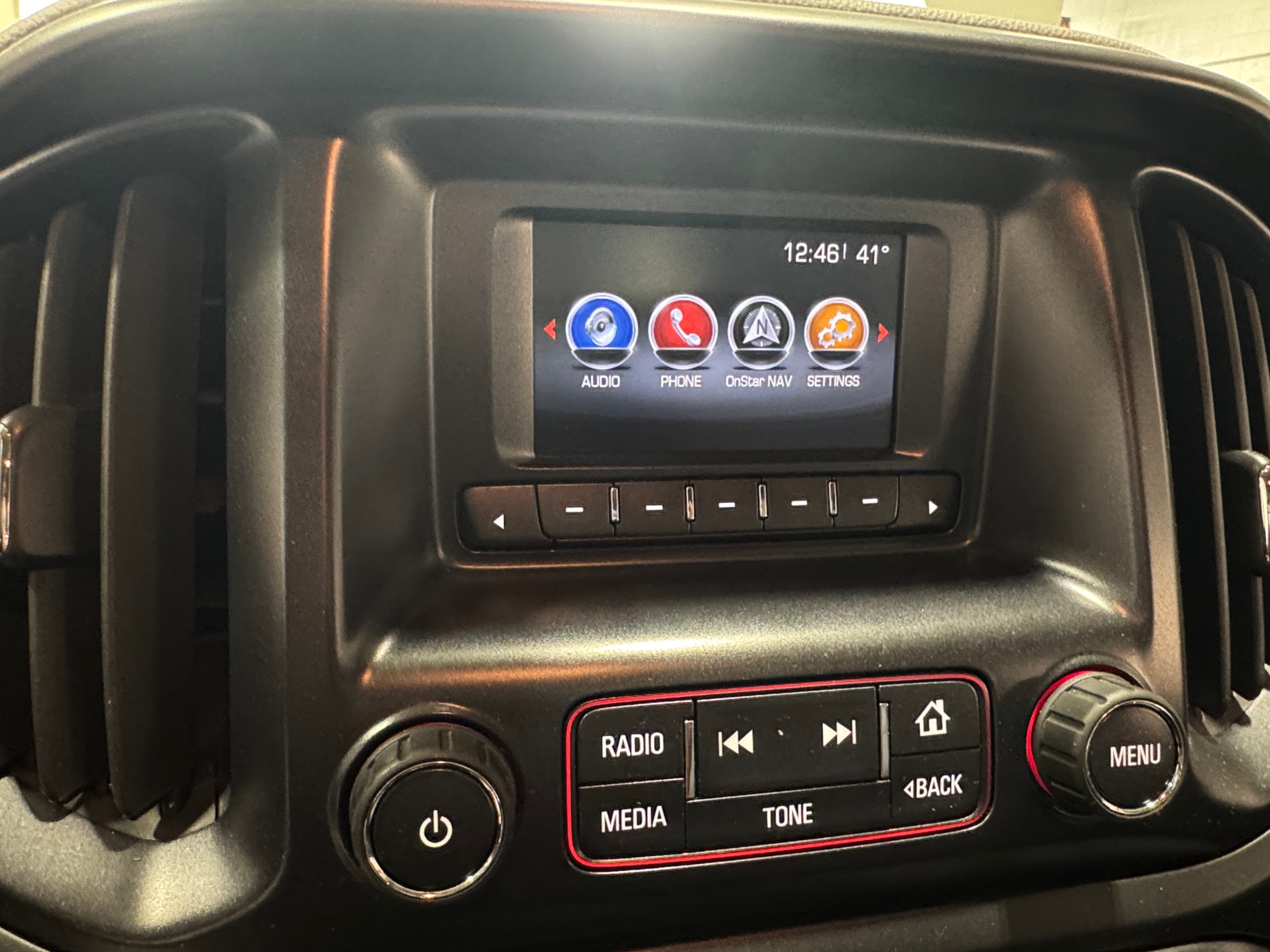 Thumbnail: 2016 GMC Canyon - 4