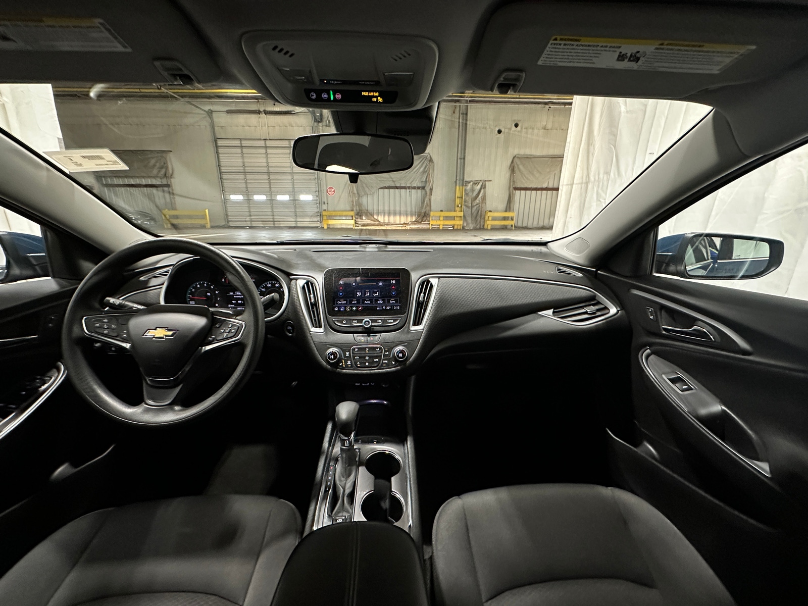 Thumbnail: 2024 Chevrolet Malibu - 3