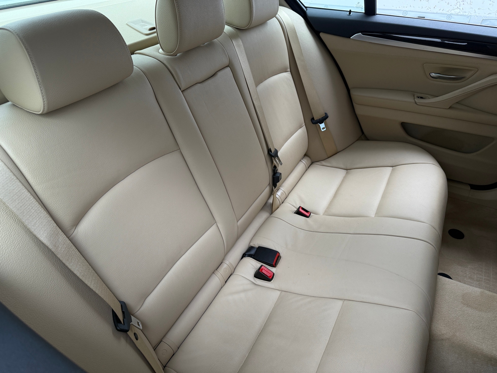 Thumbnail: 2013 BMW 5 Series - 5