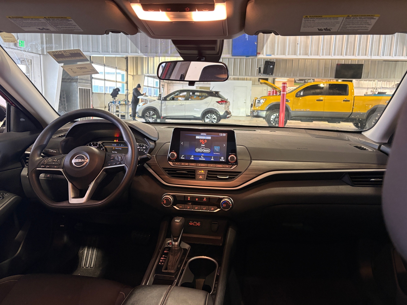 Thumbnail: 2024 Nissan Altima - 3