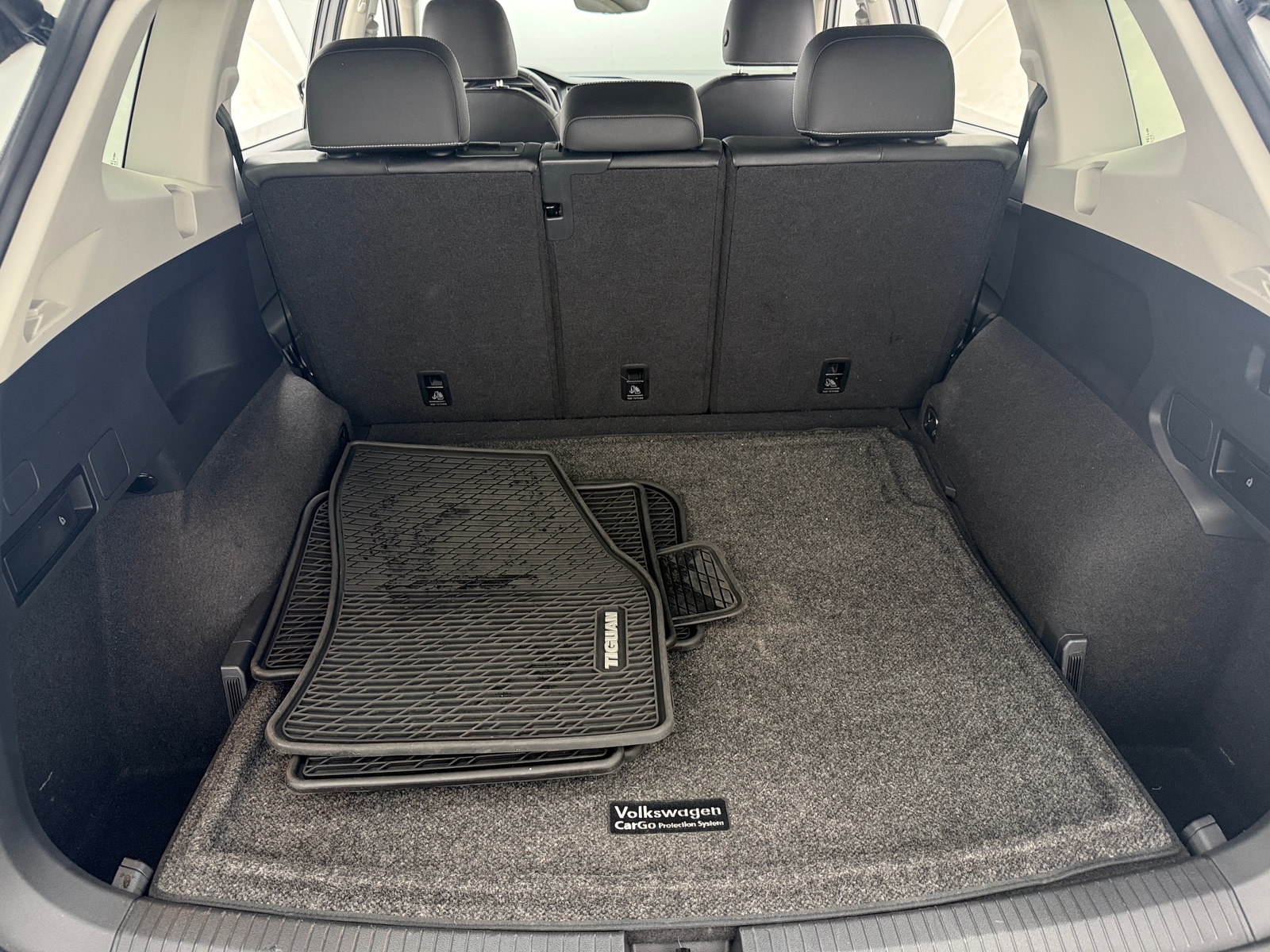 Thumbnail: 2021 Volkswagen Tiguan - 6