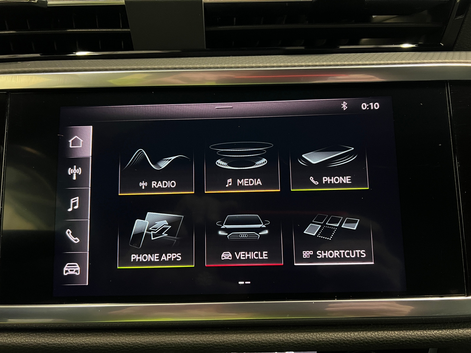 Thumbnail: 2020 Audi Q3 - 3