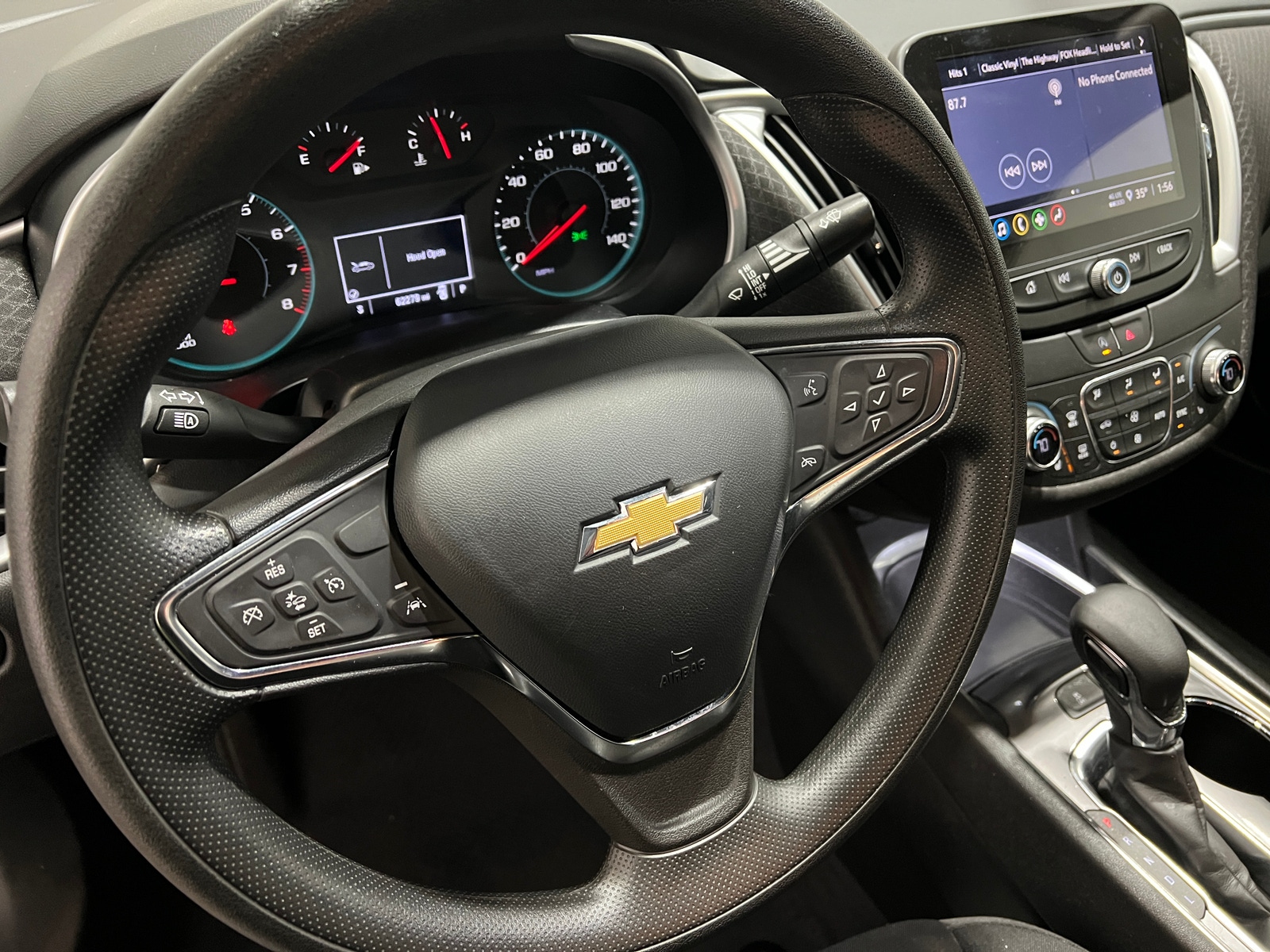 Thumbnail: 2023 Chevrolet Malibu - 5