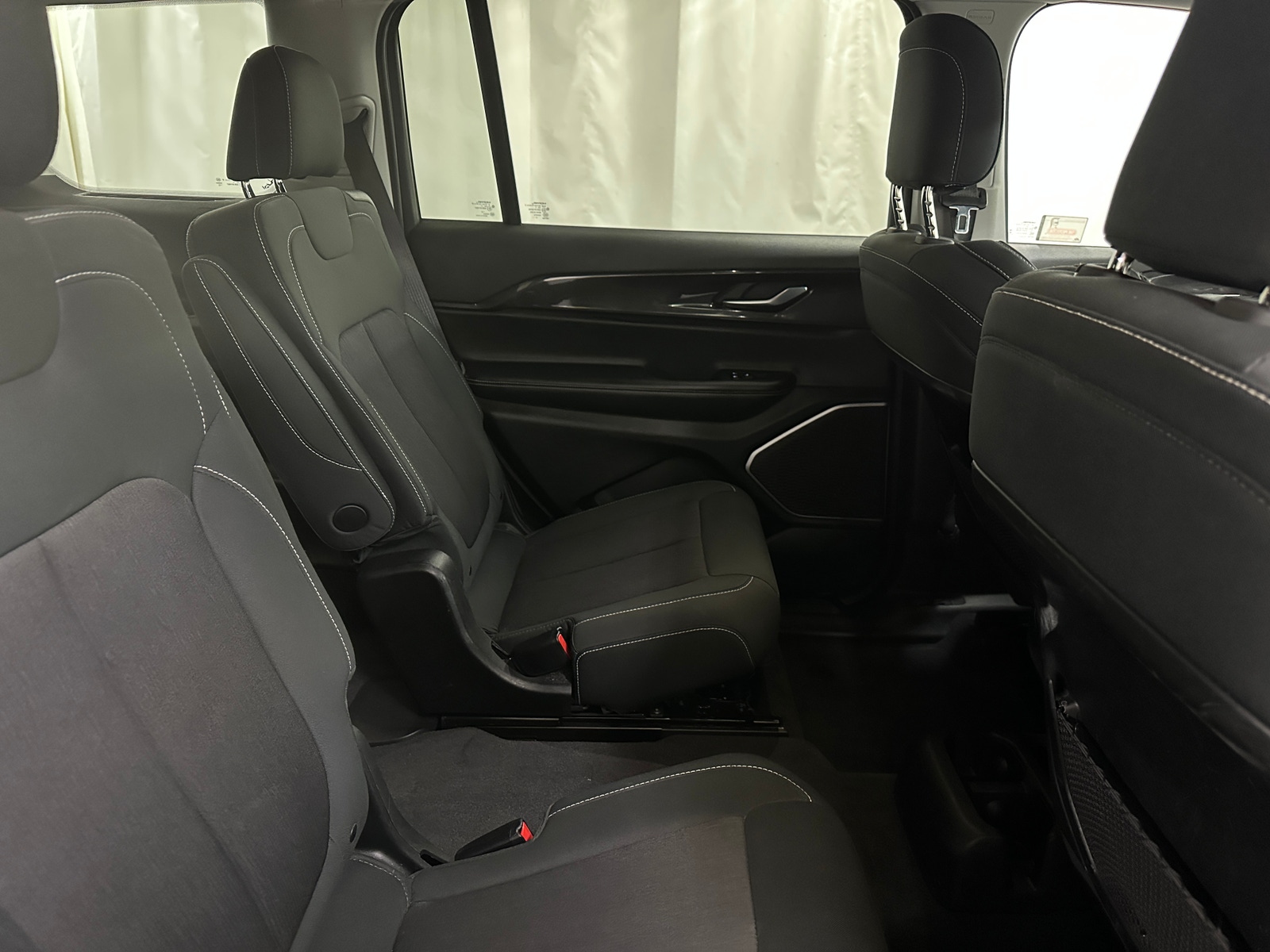 Thumbnail: 2021 Jeep Grand Cherokee L - 6