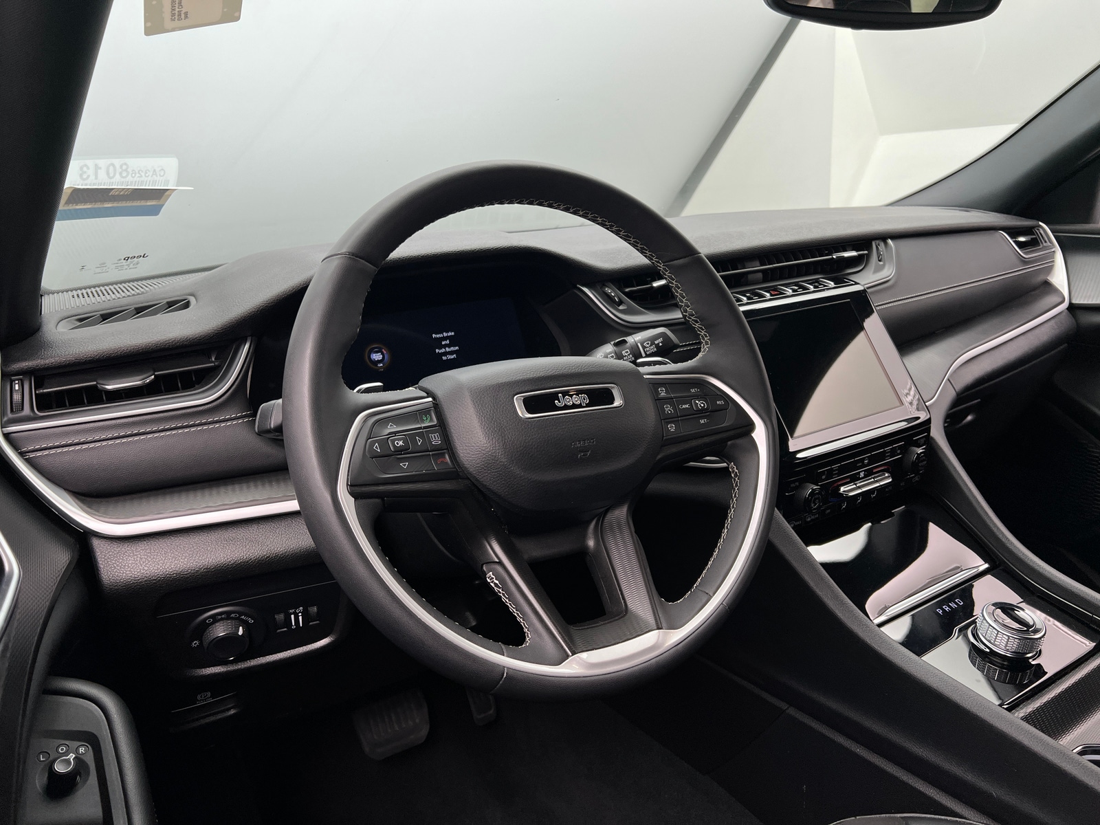 Thumbnail: 2024 Jeep Grand Cherokee L - 4