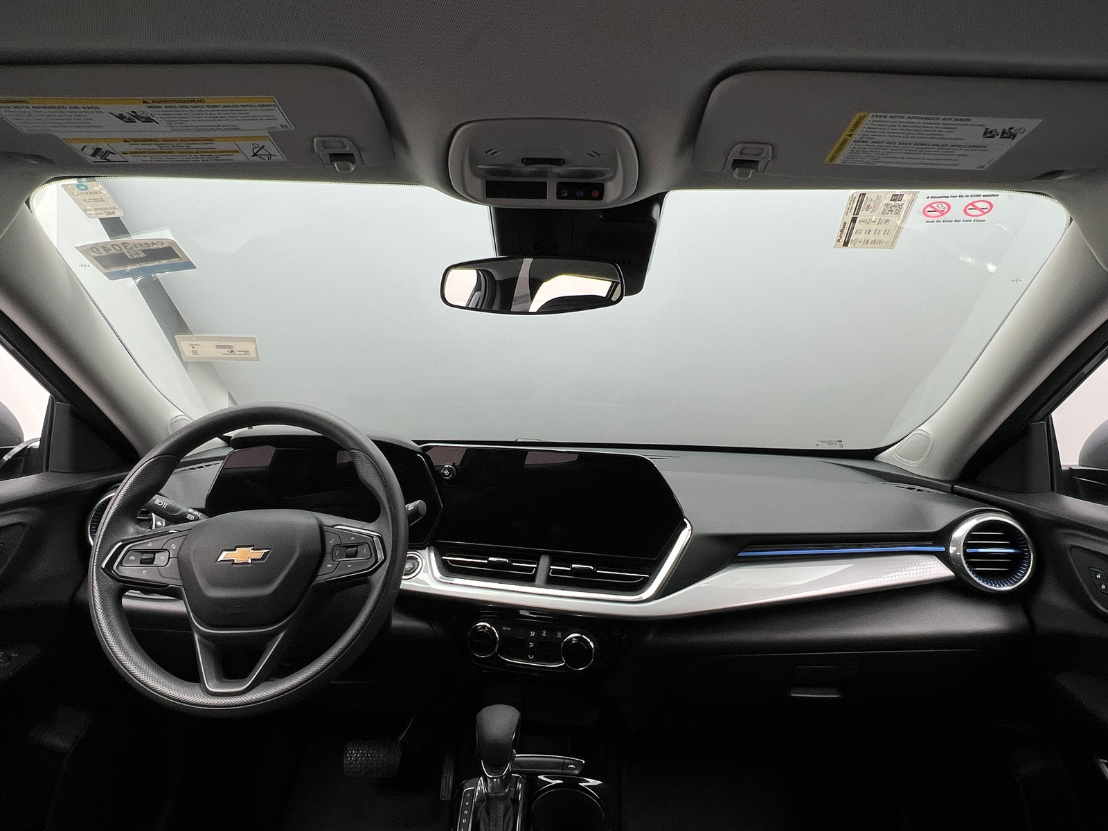 Thumbnail: 2025 Chevrolet Trax - 3