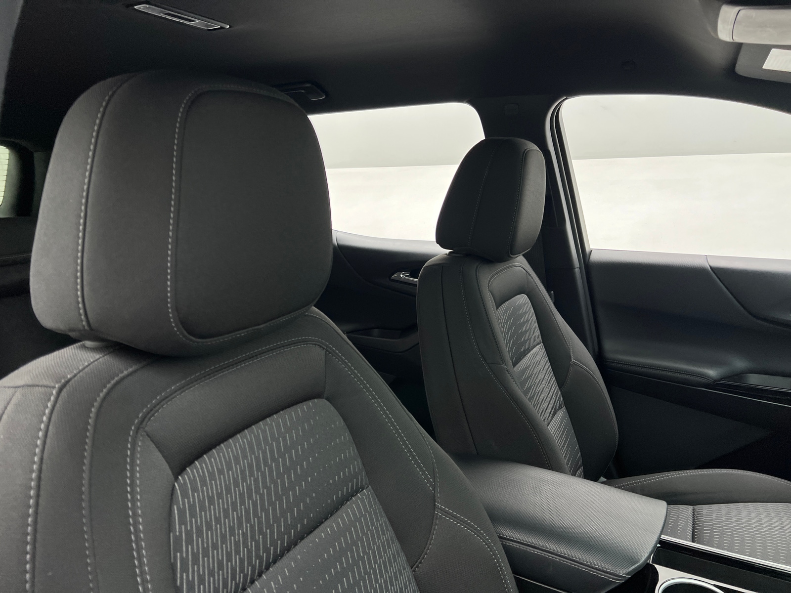 Thumbnail: 2025 Chevrolet Equinox - 2