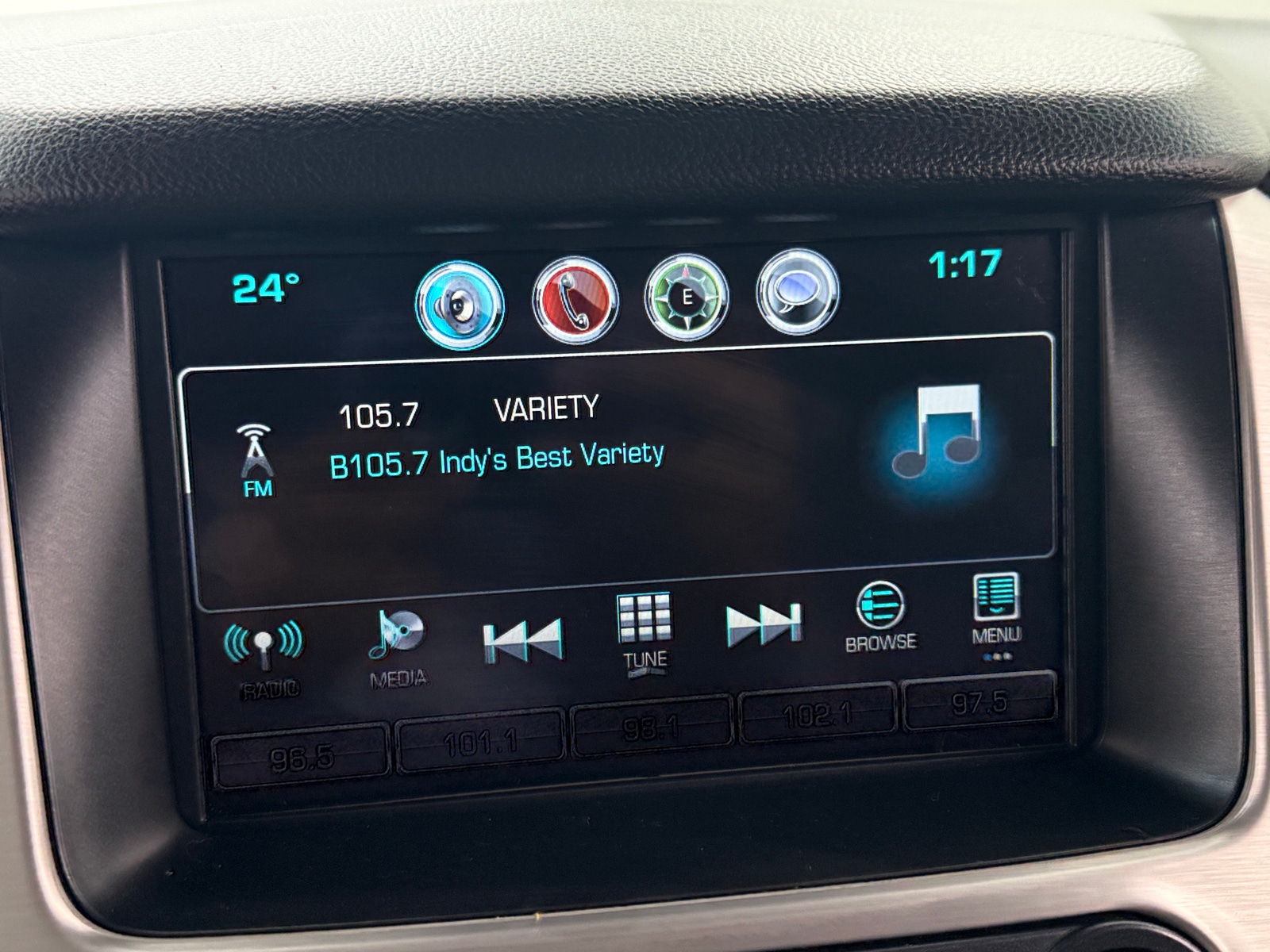 Thumbnail: 2017 GMC Yukon - 3