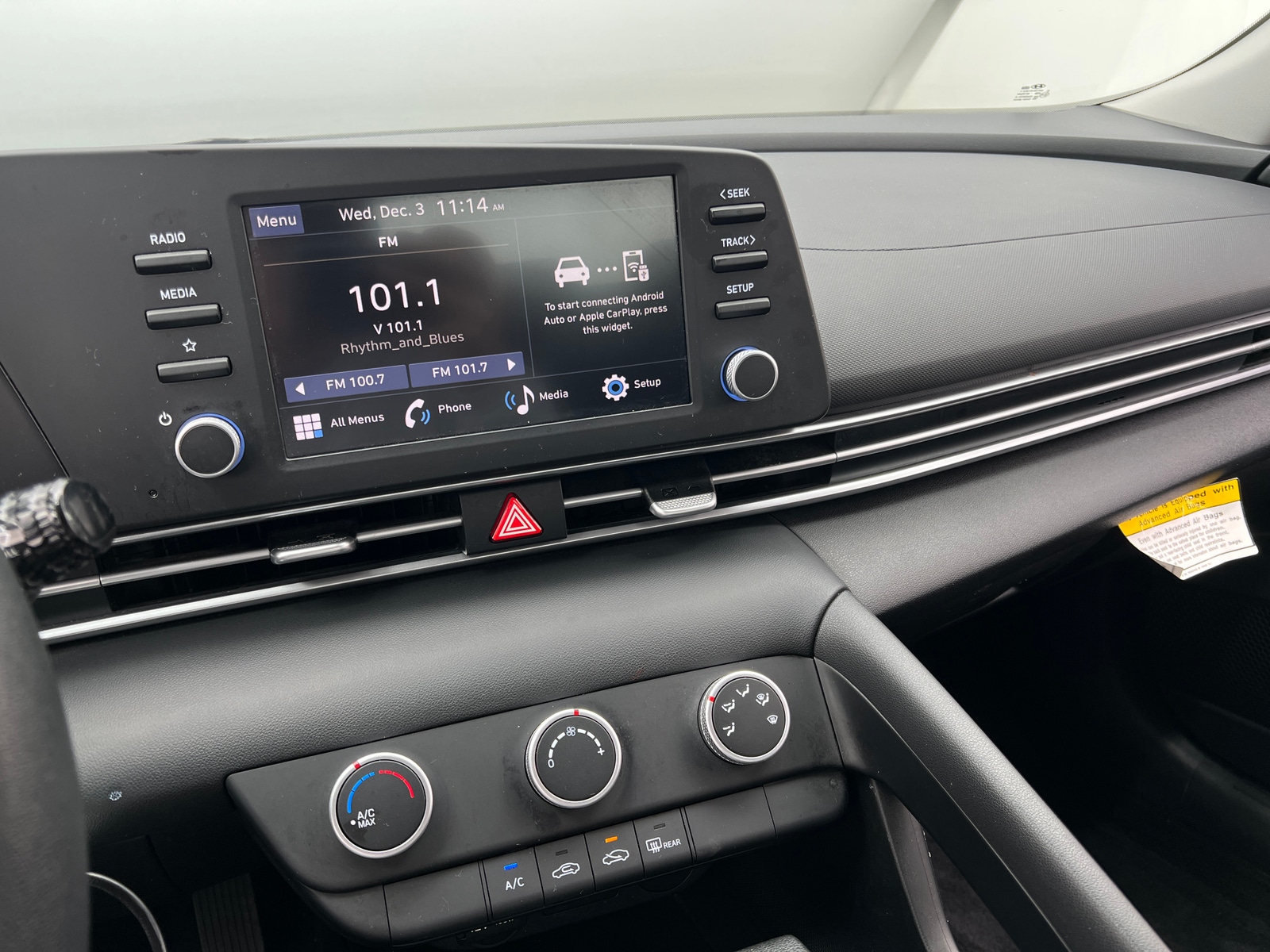 Thumbnail: 2025 Hyundai Elantra - 4