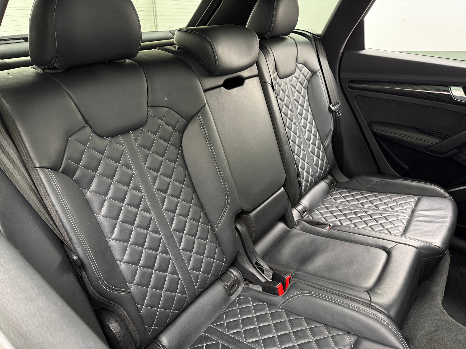 Thumbnail: 2019 Audi SQ5 - 5