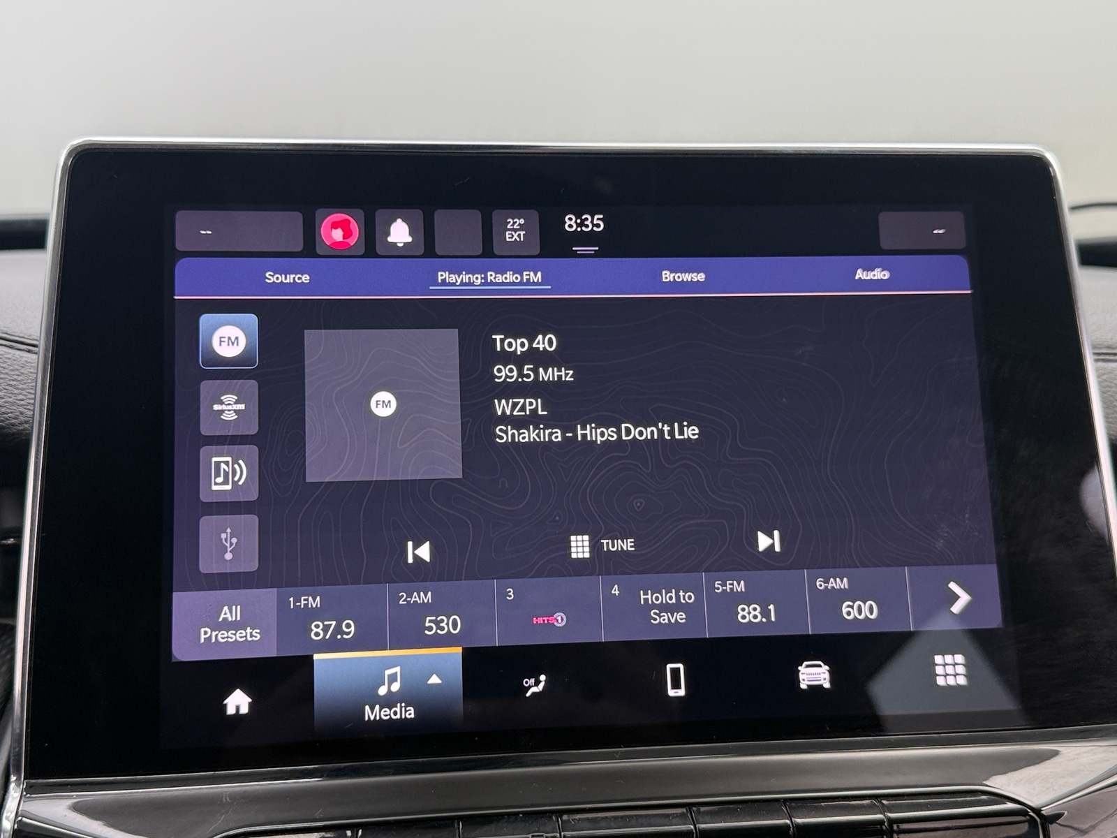 Thumbnail: 2022 Jeep Compass - 3