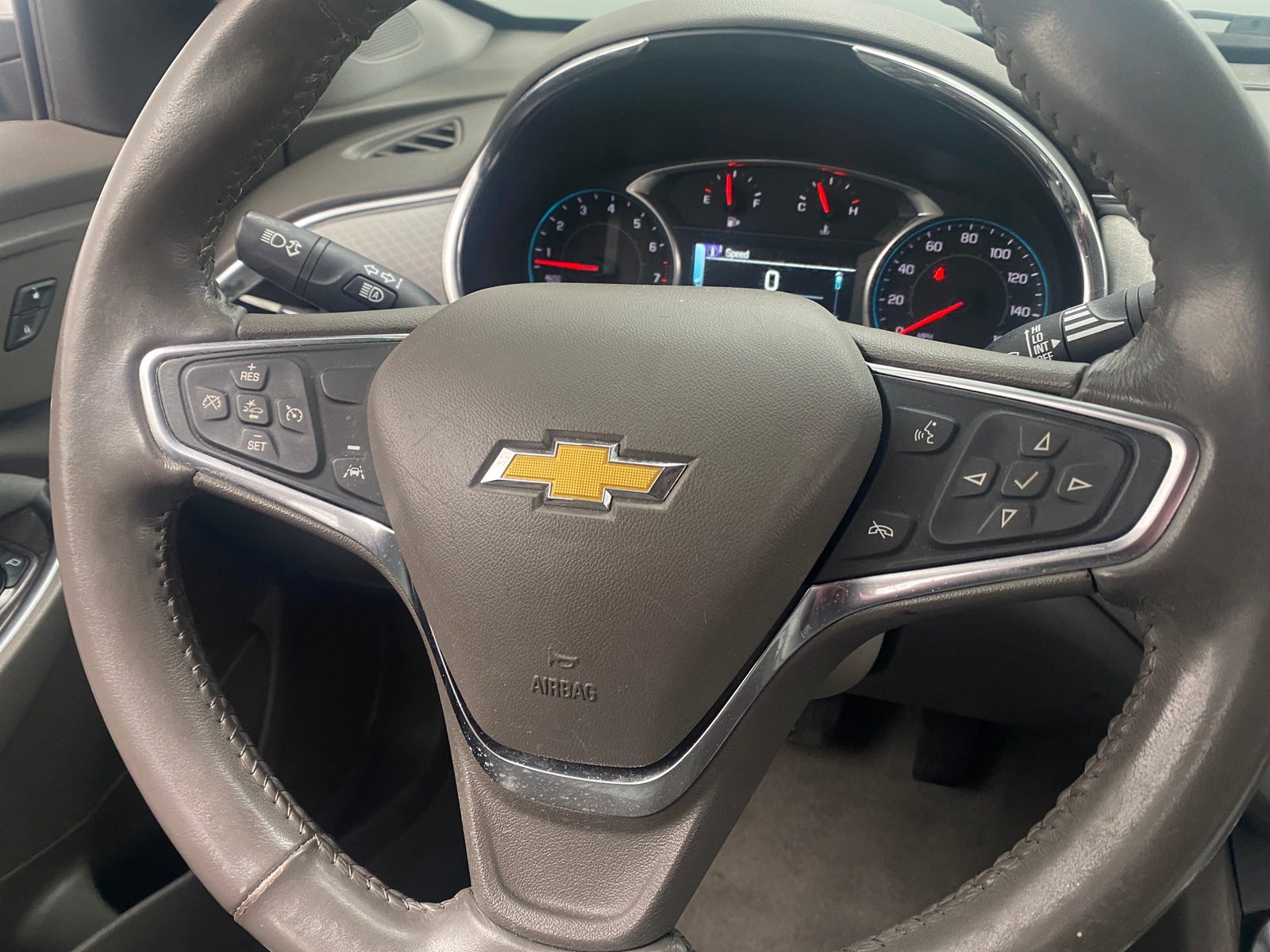 Thumbnail: 2018 Chevrolet Malibu - 5