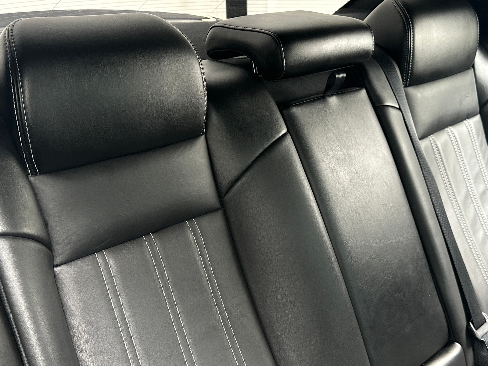 Thumbnail: 2018 Chrysler 300 - 5