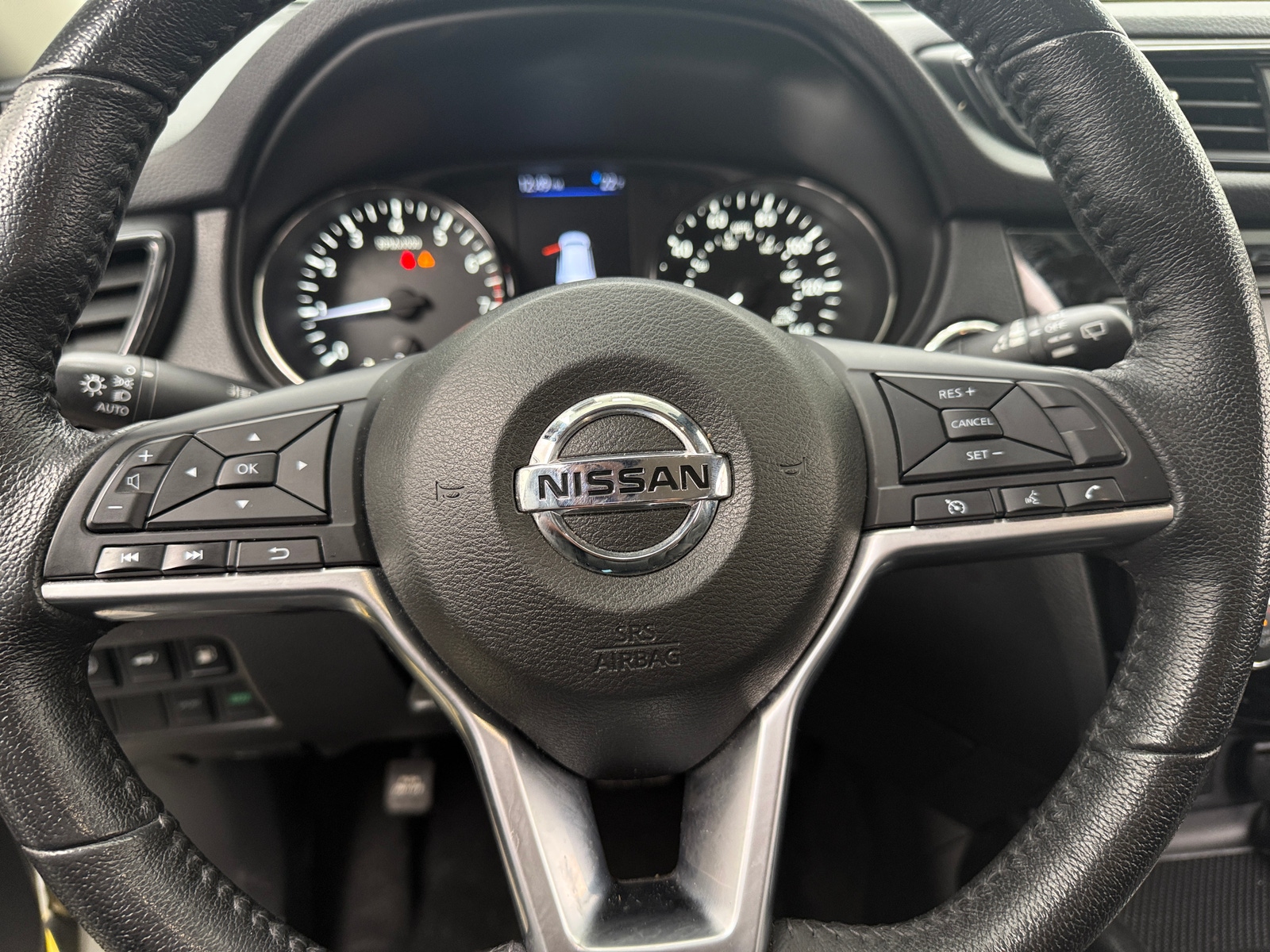 Thumbnail: 2019 Nissan Rogue - 5