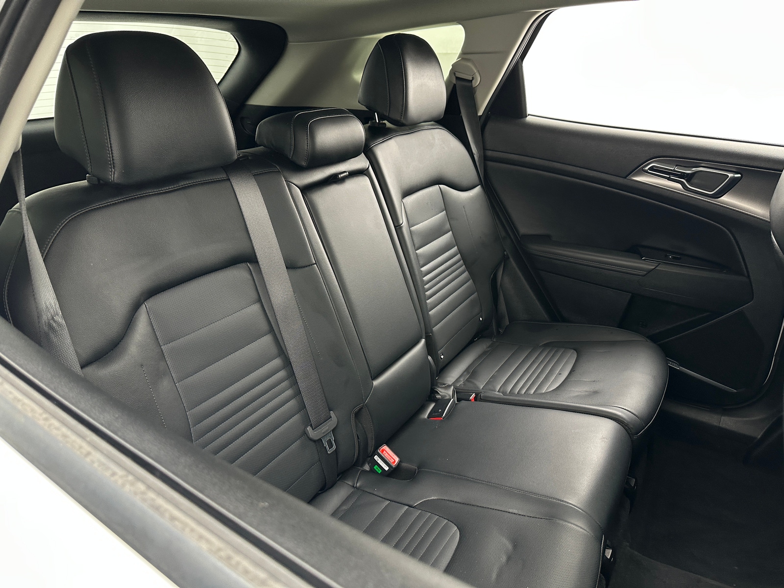 Thumbnail: 2023 Kia Sportage - 5